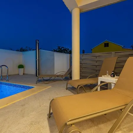 Dina Villa Zaton (Zadar)